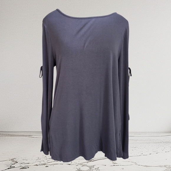 Cable & Gauge Charcoal Women's Blouse With Open Sleeves Size Med - Picture 1 of 5